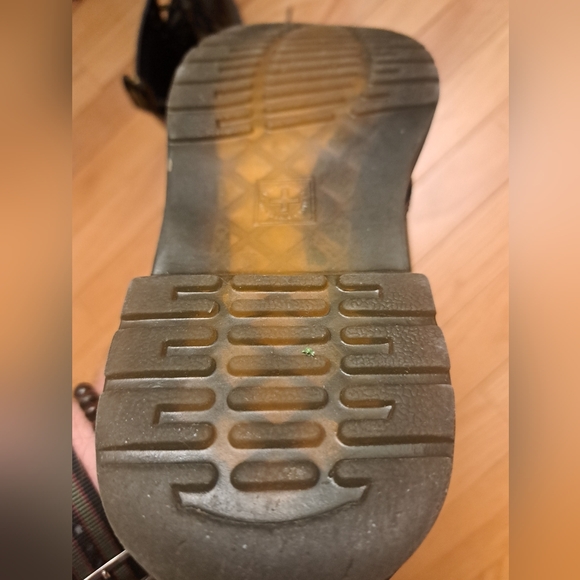 Dr. Martens glitter side-zip boots in junior's size 3 (US). - Picture 4 of 6